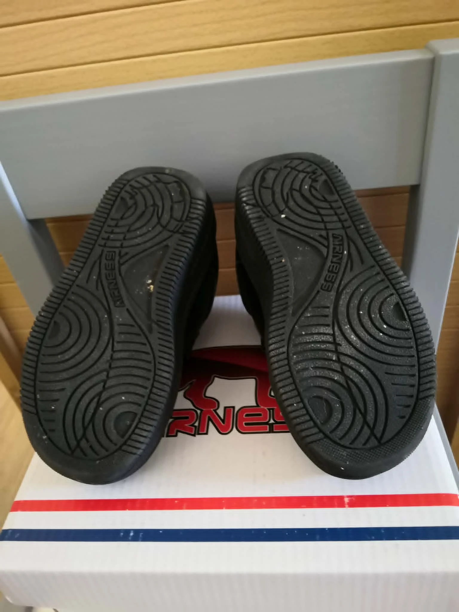 Scratch + Elastic Sneakers Black and Orange Size 22 Airness – photo 6